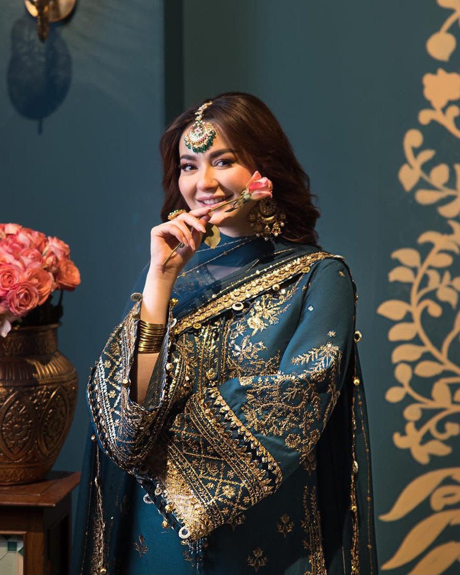 Asim Jofa Chiffon Embroidered 3PC Suit – Zari & Sequins
