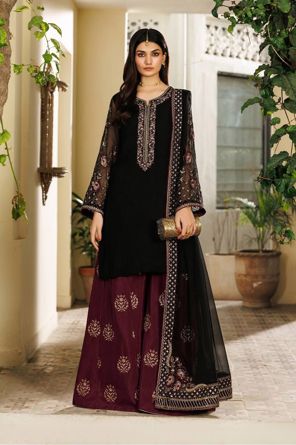 IZNIK Luxury Embroidered Chiffon 3-Piece Suit